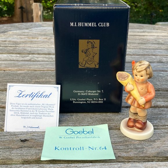 💯 Authentic Goebel Vintage Hummel "A Sweet Offering" Figurine #144-Hummel Club - Picture 11 of 11
